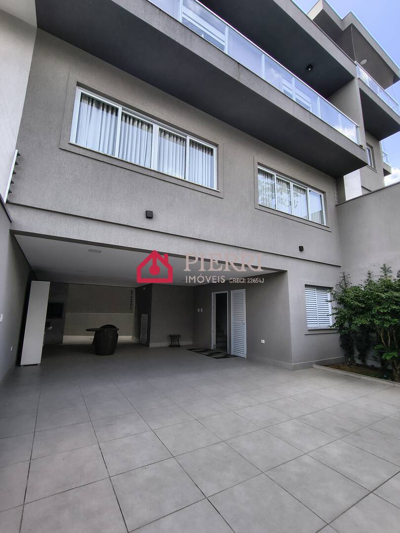 Sobrado, 3 quartos, 200 m² - Foto 1