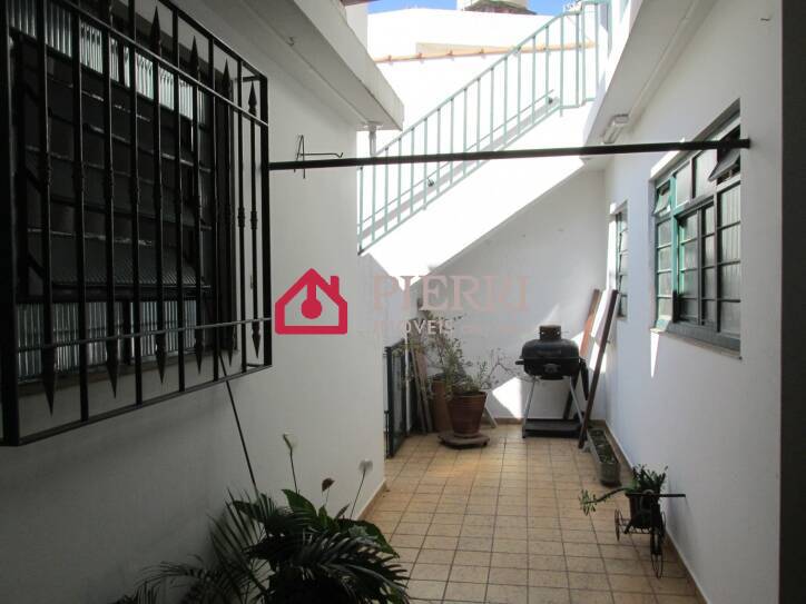 Casa, 3 quartos, 240 m² - Foto 13