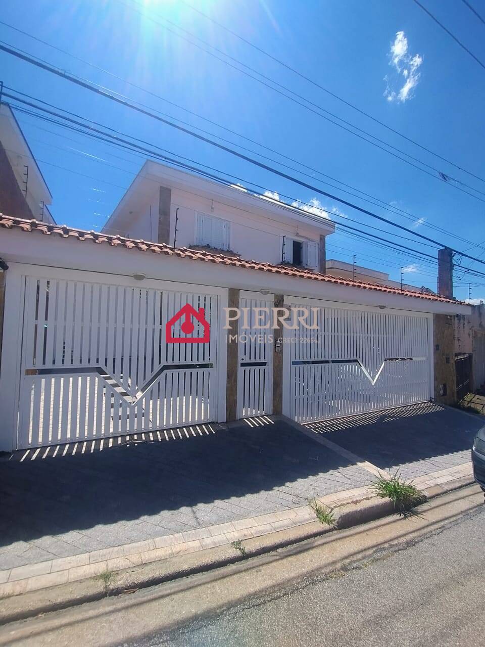 Casa, 4 quartos, 268 m² - Foto 1