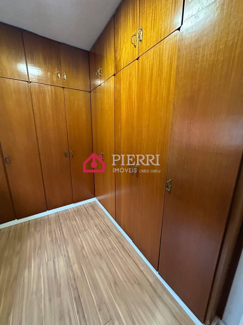 Casa, 3 quartos, 245 m² - Foto 40