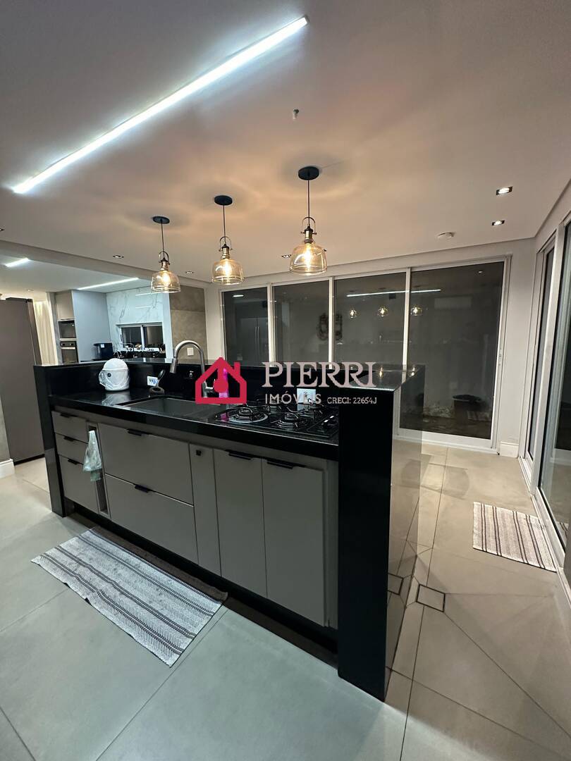 Casa, 3 quartos, 245 m² - Foto 14
