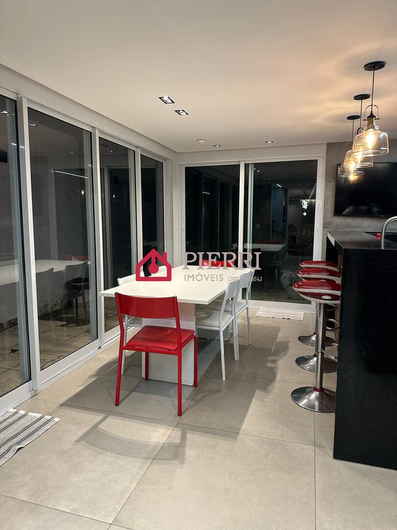 Casa, 3 quartos, 245 m² - Foto 2
