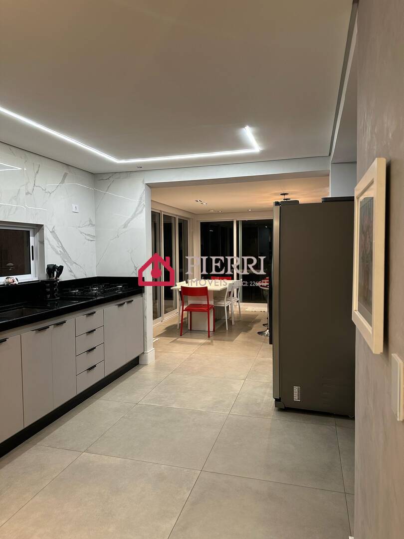 Casa, 3 quartos, 245 m² - Foto 6