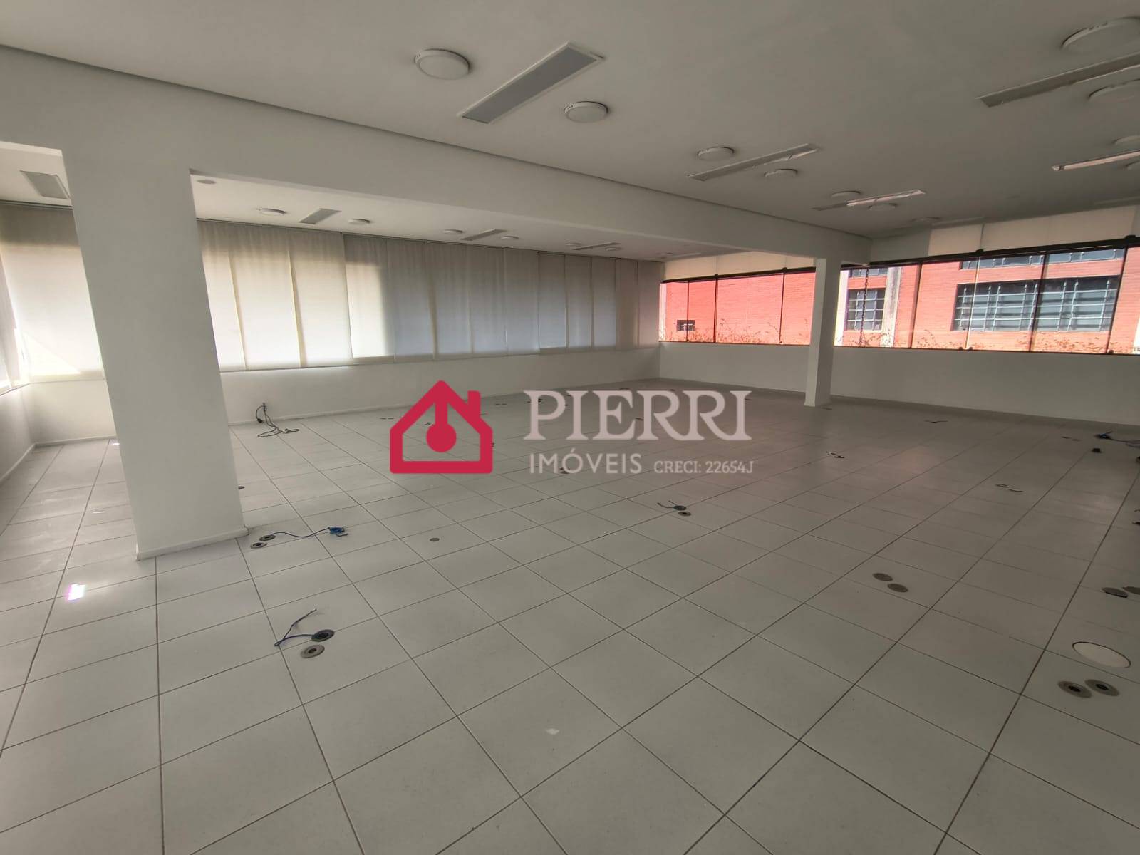 Sala-Conjunto, 200 m² - Foto 2