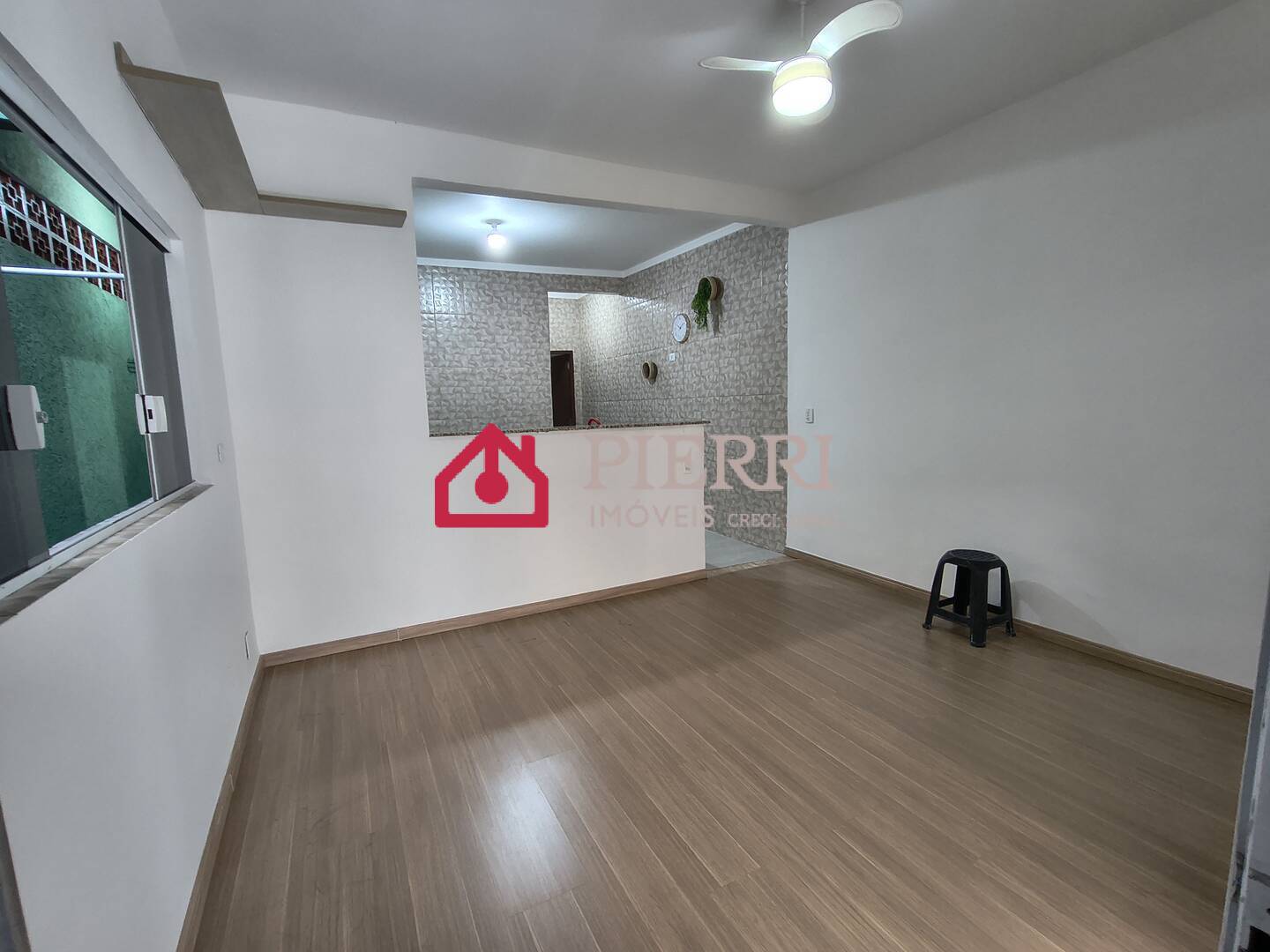 Casa, 2 quartos, 137 m² - Foto 1